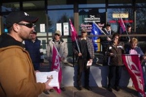 Nova Scotia Highway Workers' Union (CUPE Local 1867) president Steve Joy talks to his troops in fromt of Premier Stephen McNeil's office in Middleton. McNeil was out of the province.